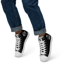 Cargar imagen en el visor de la galería, VDC Street Wear high top canvas shoes
